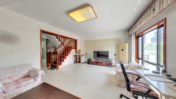 美树假日嘉园二手房实景图