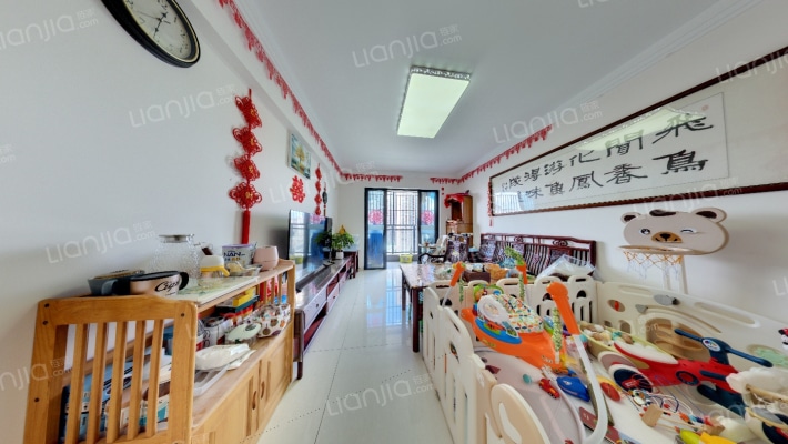 倚龙华庭二手房实景图