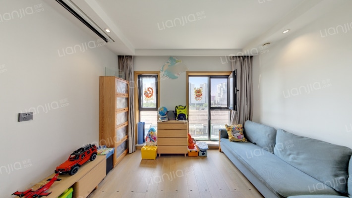 沿海赛洛城四期二手房实景图