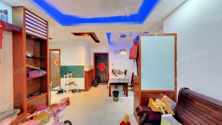 临江佳苑二手房实景图