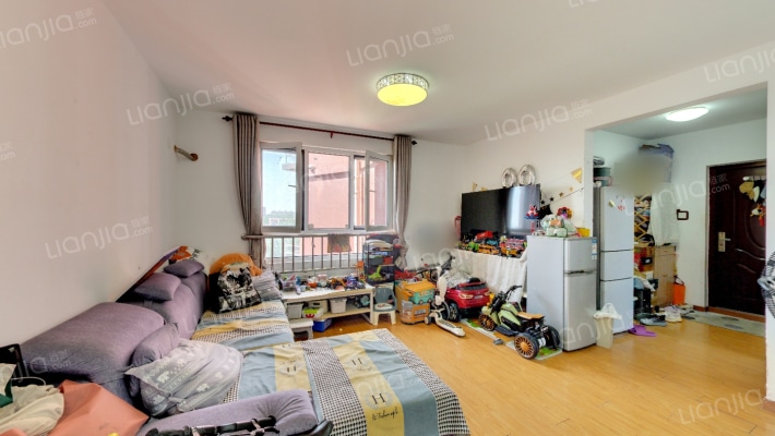 龙冠冠华苑海棠园二手房实景图