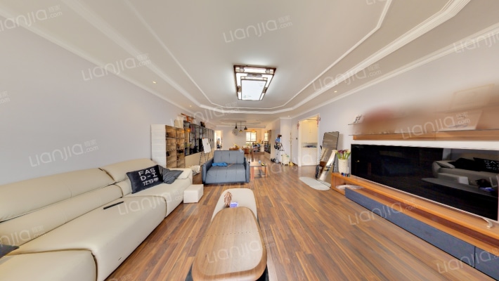 新里卢浮公馆二手房实景图