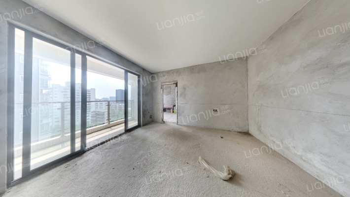 丽雅尚轩二手房实景图