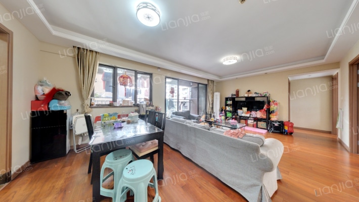 万科公园6号二手房实景图