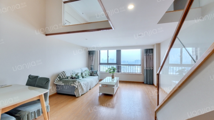 南钻金座二手房实景图