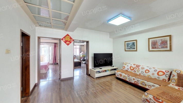 红医里二手房实景图