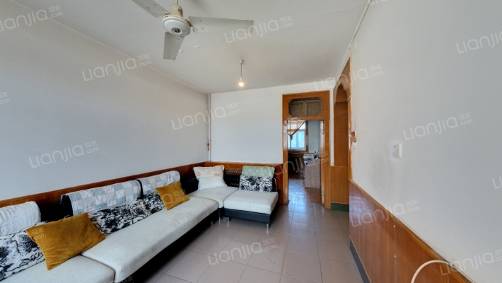 郑纺机职工公寓二手房实景图