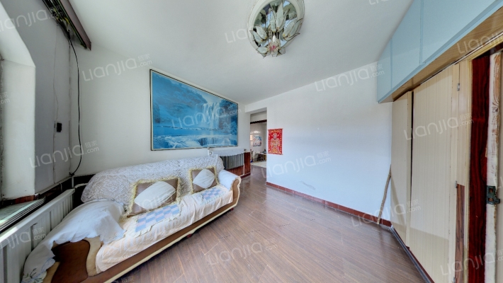 鸡爪楼二手房实景图