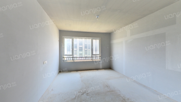 保利和府一期二手房实景图