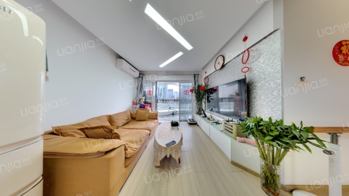 漾日湾畔二手房实景图