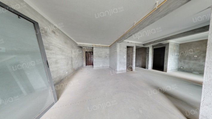 世茂国风源赋二手房实景图