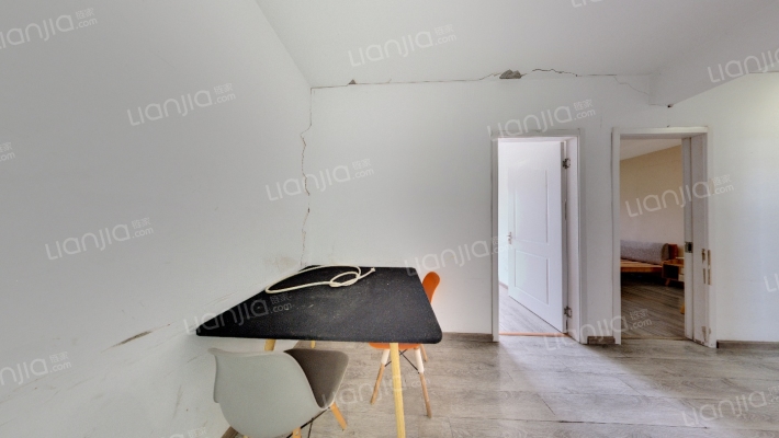 昆盛肖邦二手房实景图