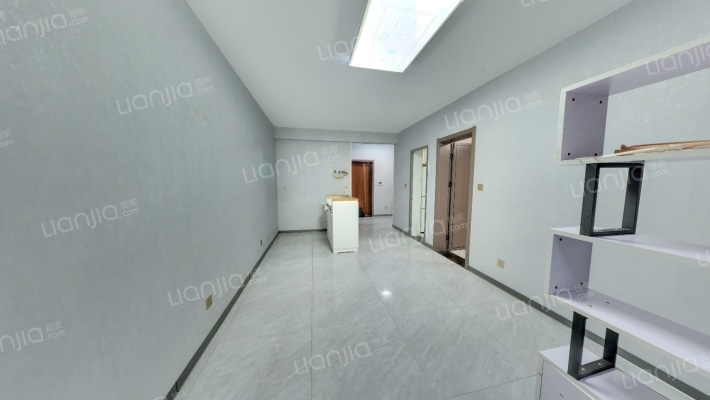 中国铁建国际城诗景颂苑二手房实景图