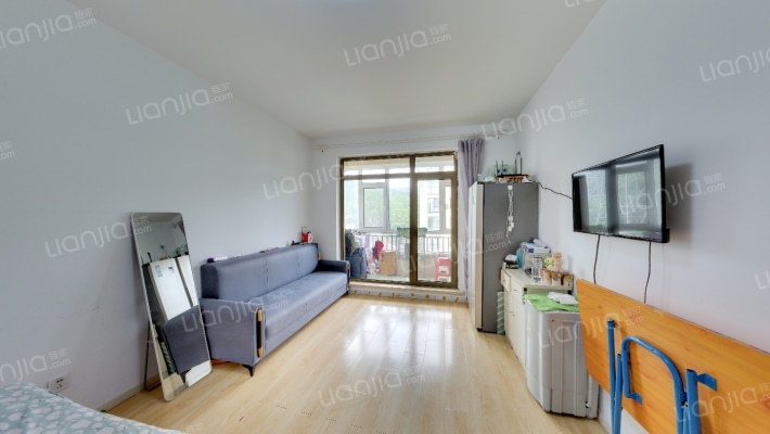 华通和平海岸芭萨香谷二手房实景图