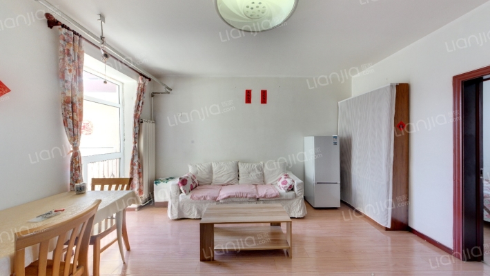 厢白旗甲2号院二手房实景图