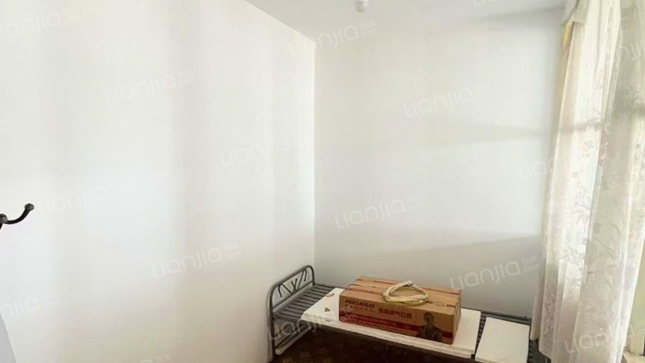 糖厂小区家属楼二手房实景图