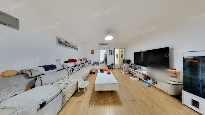 艺丰花园D区二手房实景图