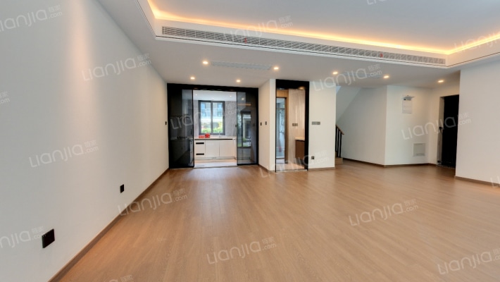 湖翠晓印轩二手房实景图