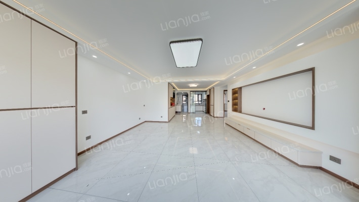 中央和府二手房实景图