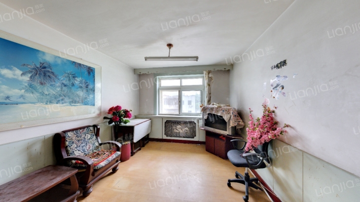 长江路军休家园二手房实景图