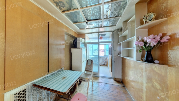 忠诚街小区二手房实景图