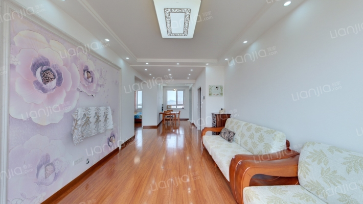 福佳机场前院二手房实景图