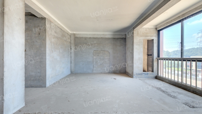 越美园二手房实景图