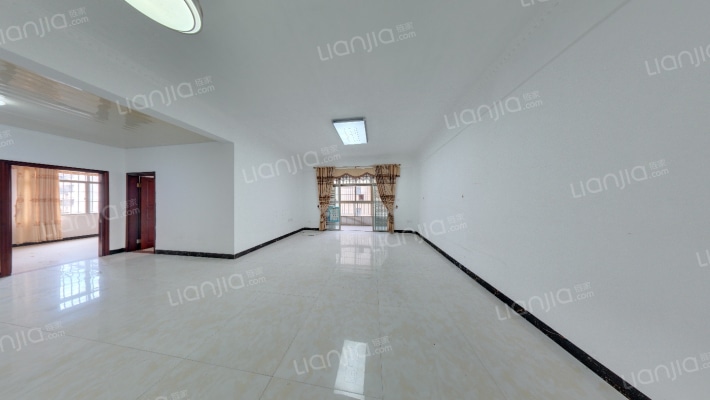 跃华路二手房实景图