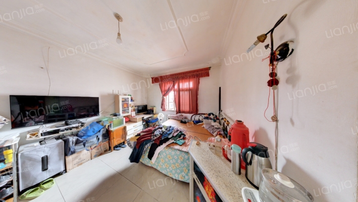 普康里二手房实景图