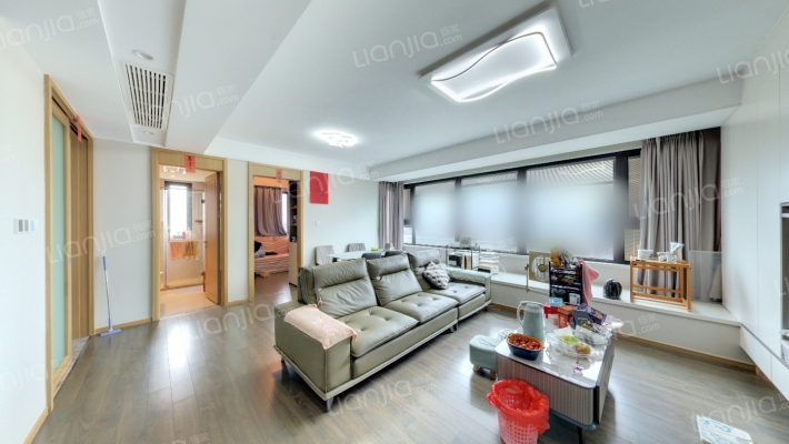 鸣悦棠前二手房实景图