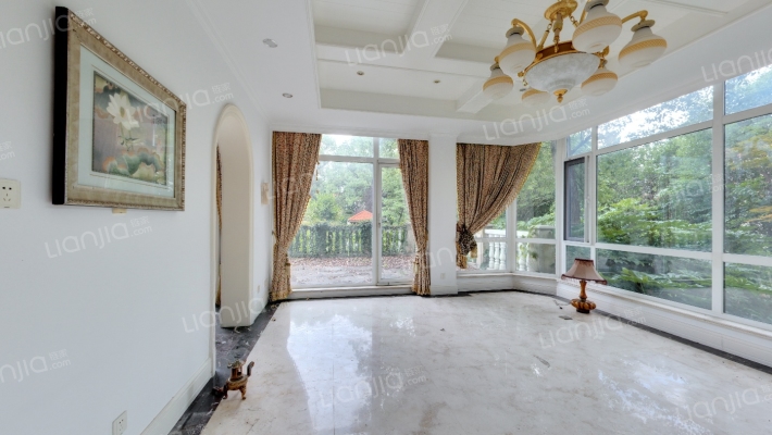 太阳湖大花园二期二手房实景图