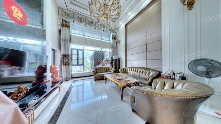 浪琴半岛二手房实景图