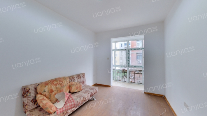 南阳路203号院二手房实景图