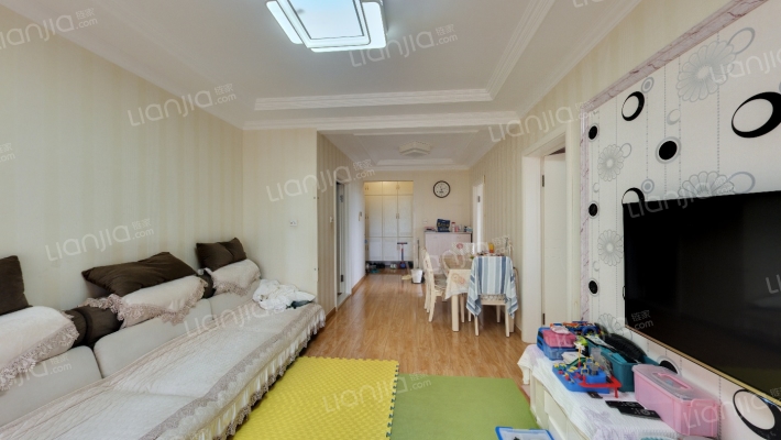 岭湾峰尚二期二手房实景图