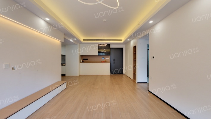 新世界·临海揽山御园二手房实景图