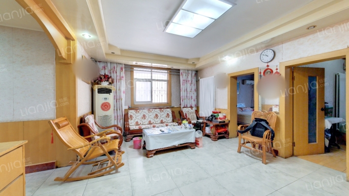 通信四局家属院二手房实景图