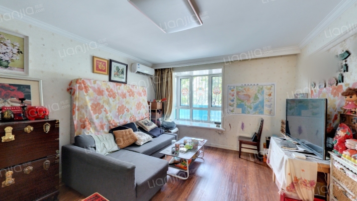 恋日风景二手房实景图