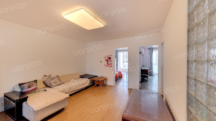 恋日花园二手房实景图