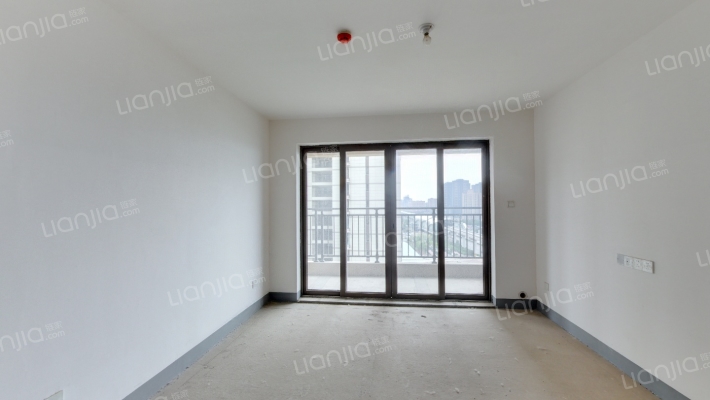 碧桂园双湖城北院二手房实景图