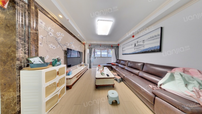 半岛苑二手房实景图