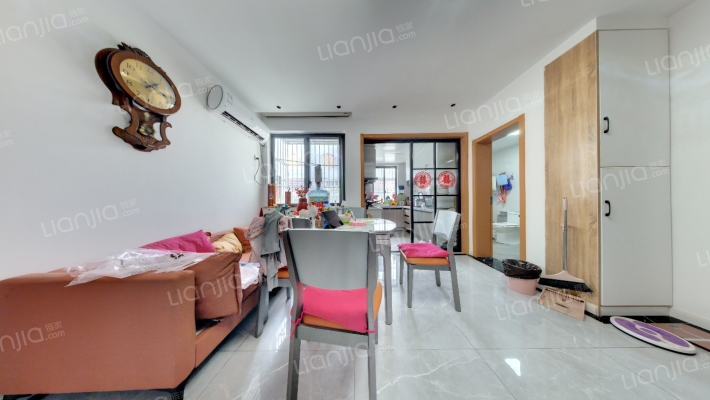 吴价新村二手房实景图