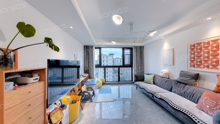 大诚纪名府二手房实景图