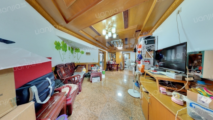 馨泰花苑二手房实景图