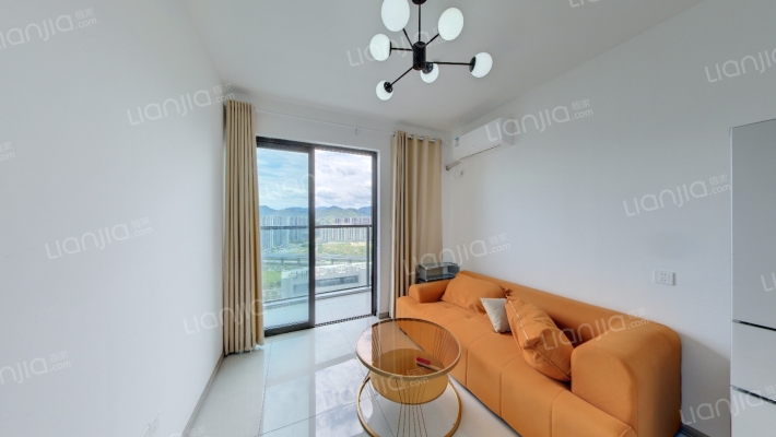 中天珺府东区二手房实景图