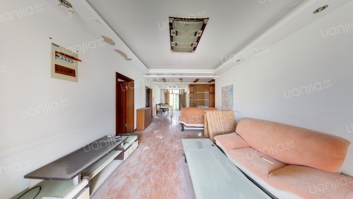 彩虹花苑二手房实景图