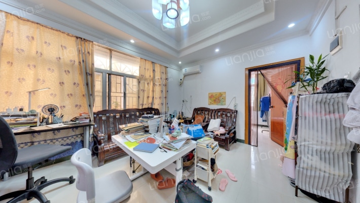 盐业公司宿舍楼二手房实景图