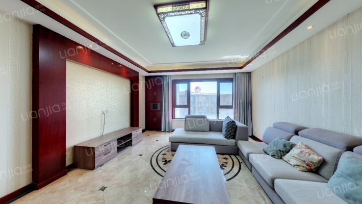 世华龙樾一期东区二手房实景图