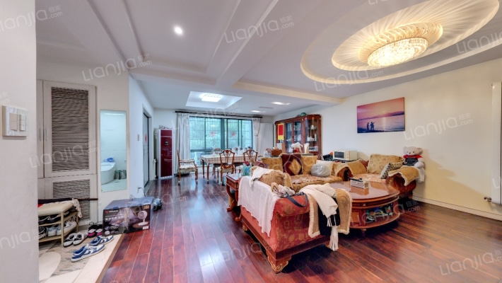 温馨人家二手房实景图