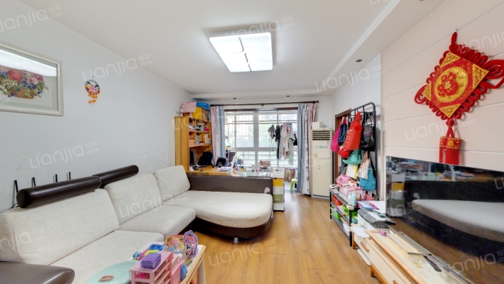 宏大中园二手房实景图