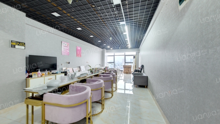 万亚广场二手房实景图